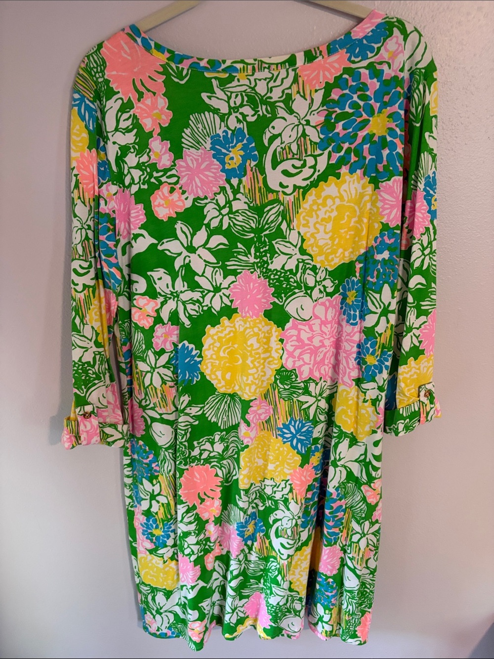 Lilly Pulitzer V-Neck Dress in Green, Pink, Yellow, Blue and White floral, sz XL - Picture 2 of 4